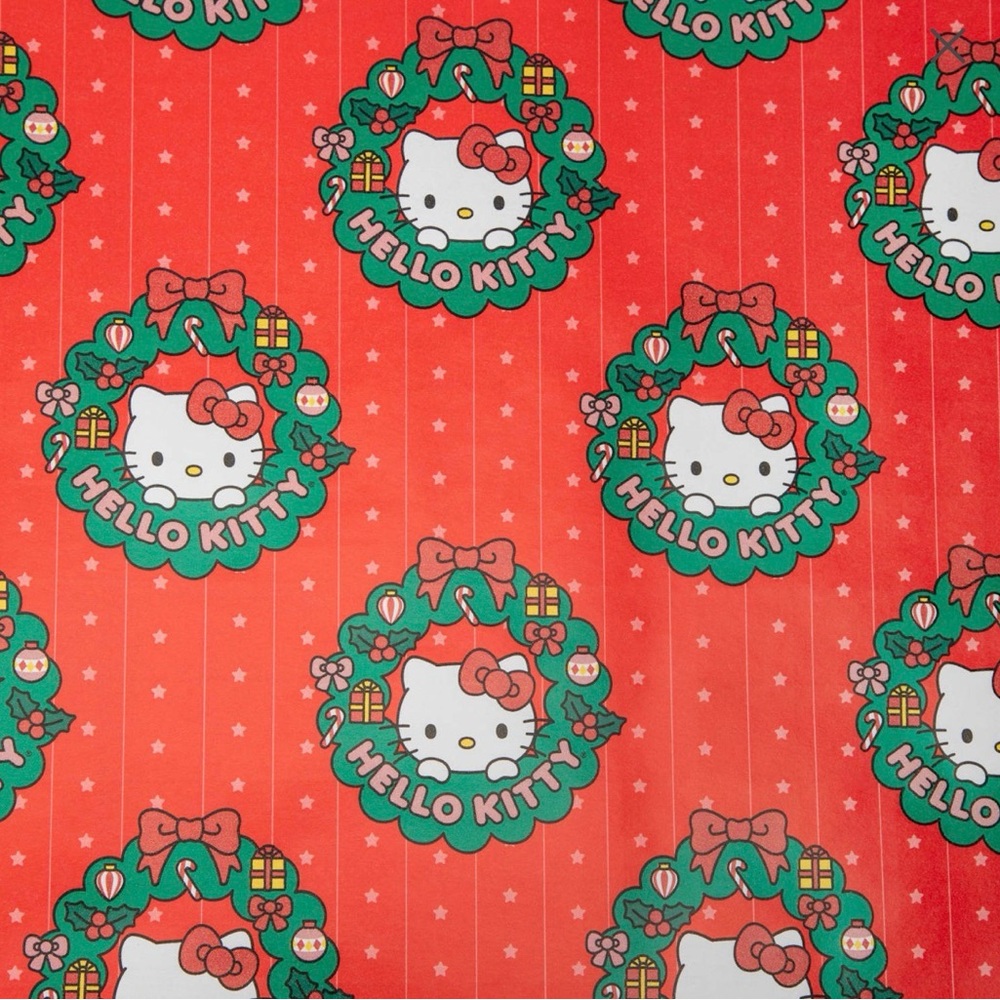 Hello Kitty Christmas Gift Wrapping paper wreath print 50 sq ft